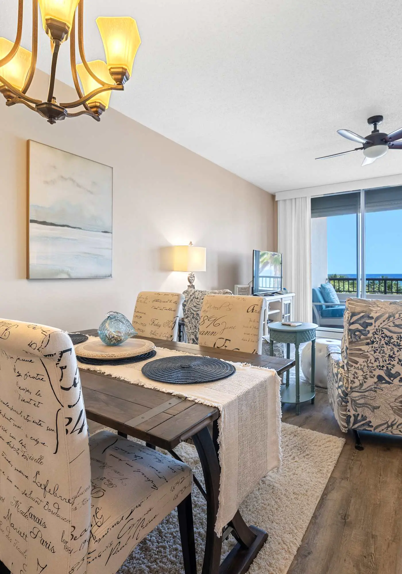 2BR Beach Condo, Shared Pool, Tennis Courts 