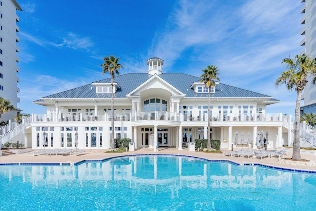 Beach Club 305C 