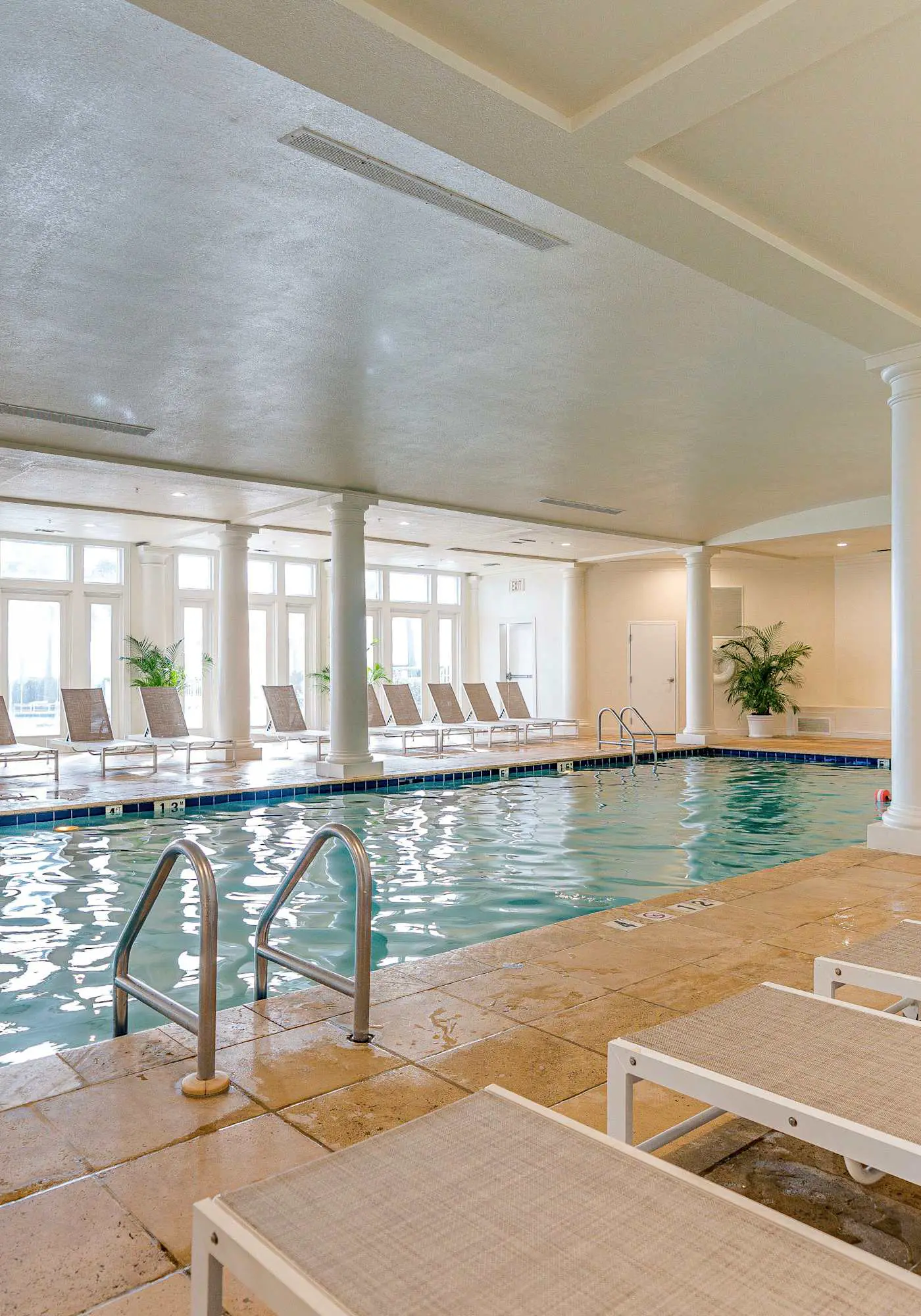 2BR Beach Condo, Shared Pool, Tennis Courts 