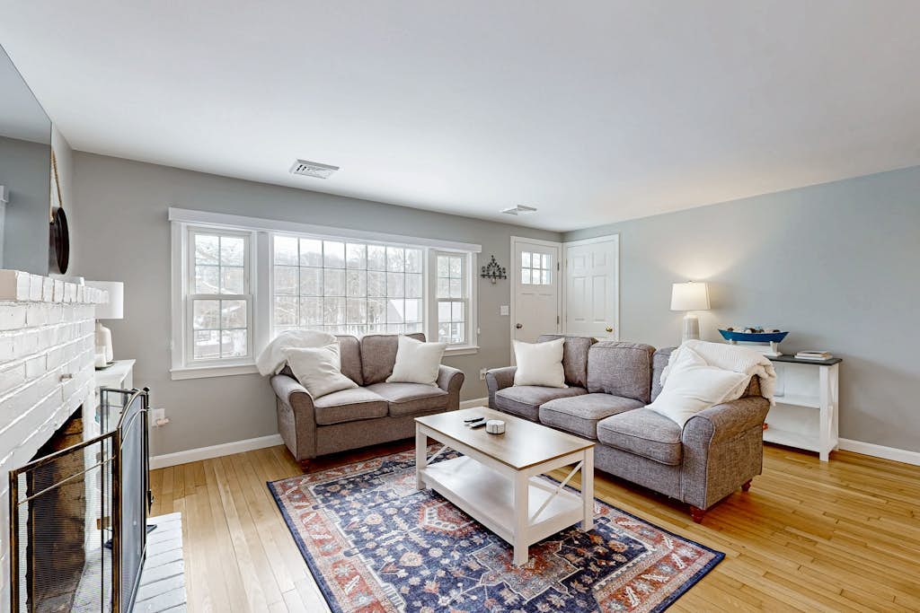 Beautifully renovated home near Scargo Lake with deck, W/D, AC, games, & yard