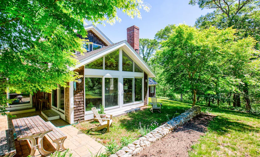 Private Hillside Home, Fully Equipped Kitchen, Dog-Friendly, A/C, W/D
