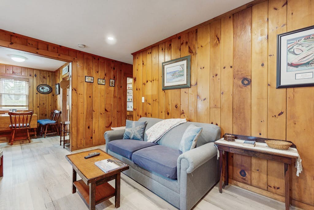 Adorable Cape Escape W/ Private Beach Access, Full Kitchen, & Perfect Location