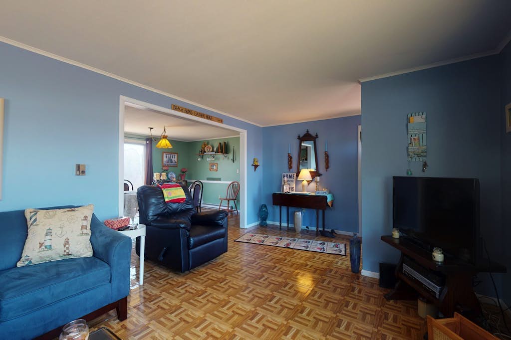 Bright & nautical beach home with enclosed yard & outdoor shower - walk to beach