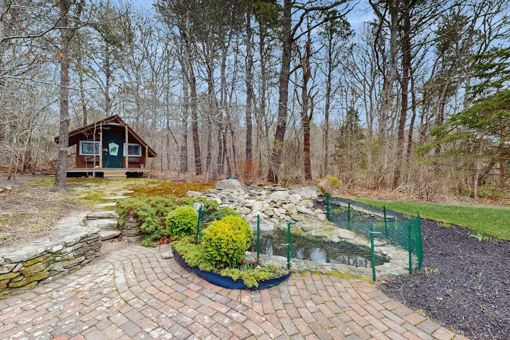 Sheep Pond Bow House