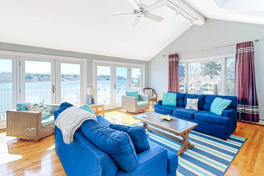 Island Bay Bungalow