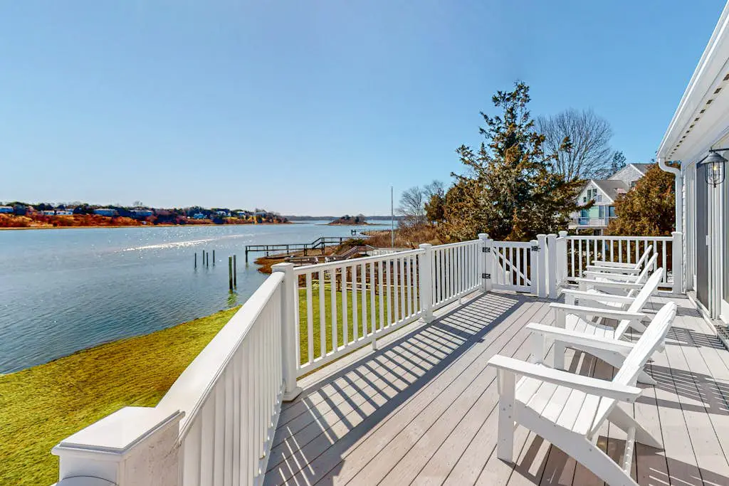 Island Bay Bungalow