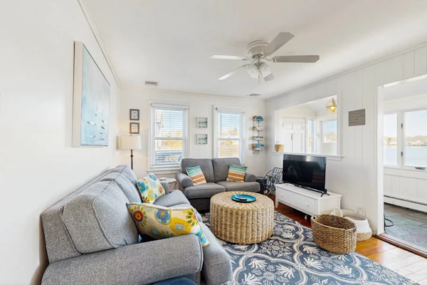 Waterfront home with lake views - walk to Falmouth Heights Beach