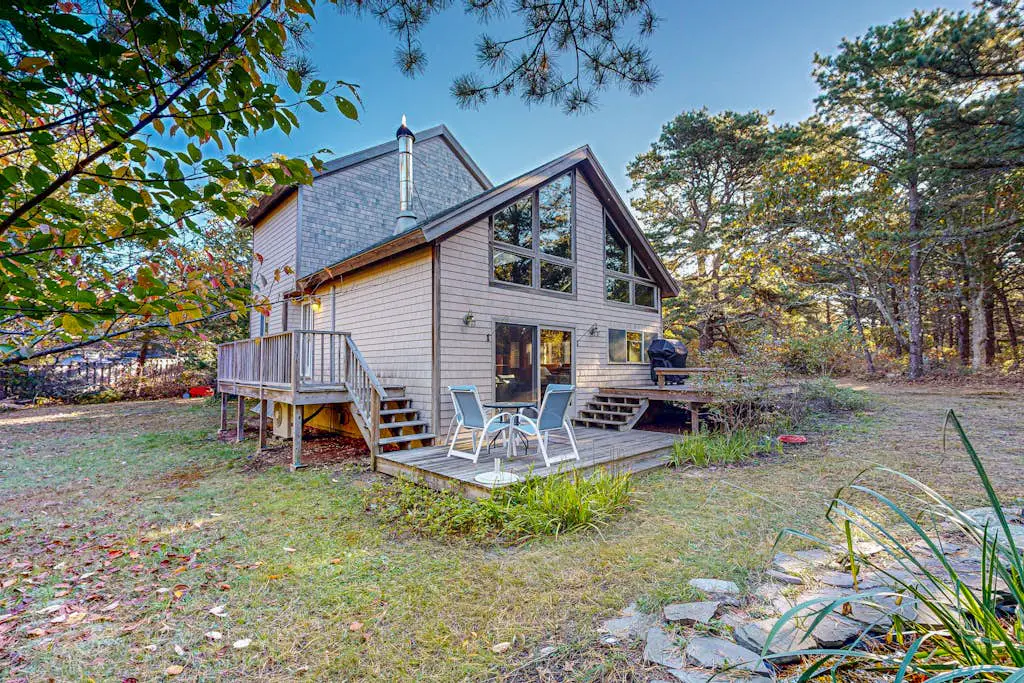 Cozy Island Cabin