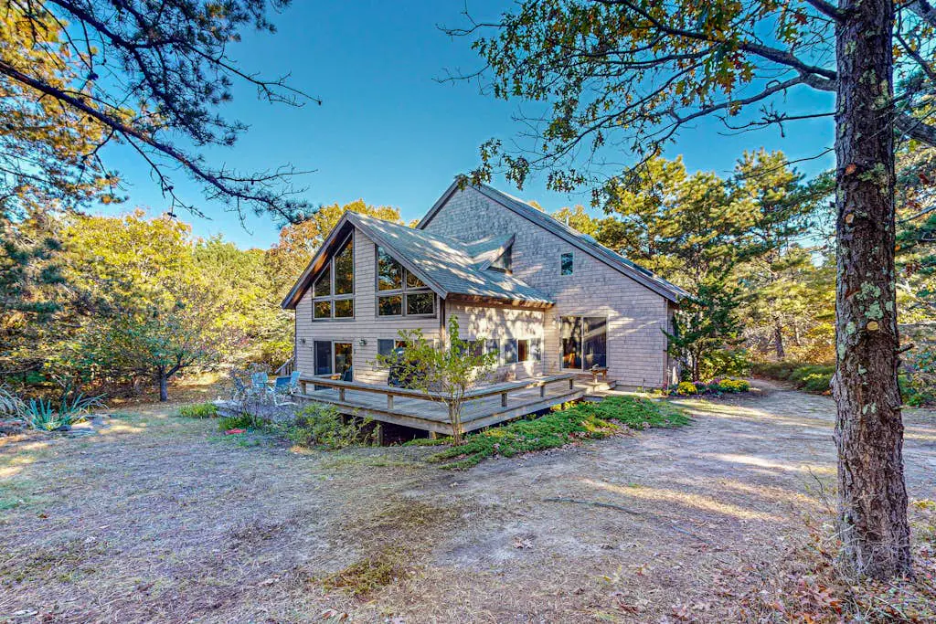 Cozy Island Cabin