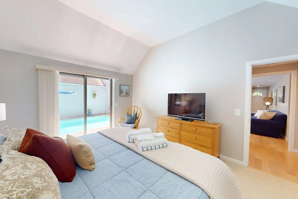 New Seabury Escape