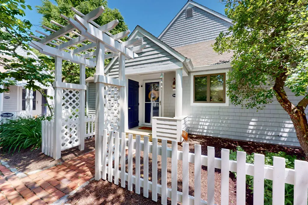 New Seabury Escape