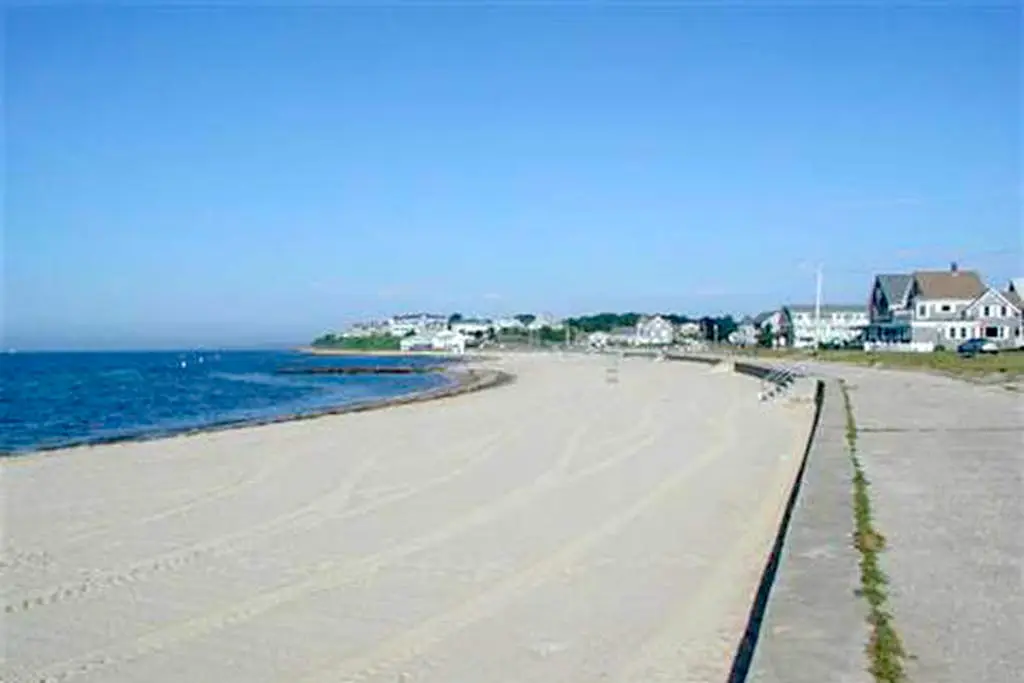 Falmouth Beachtown Getaway