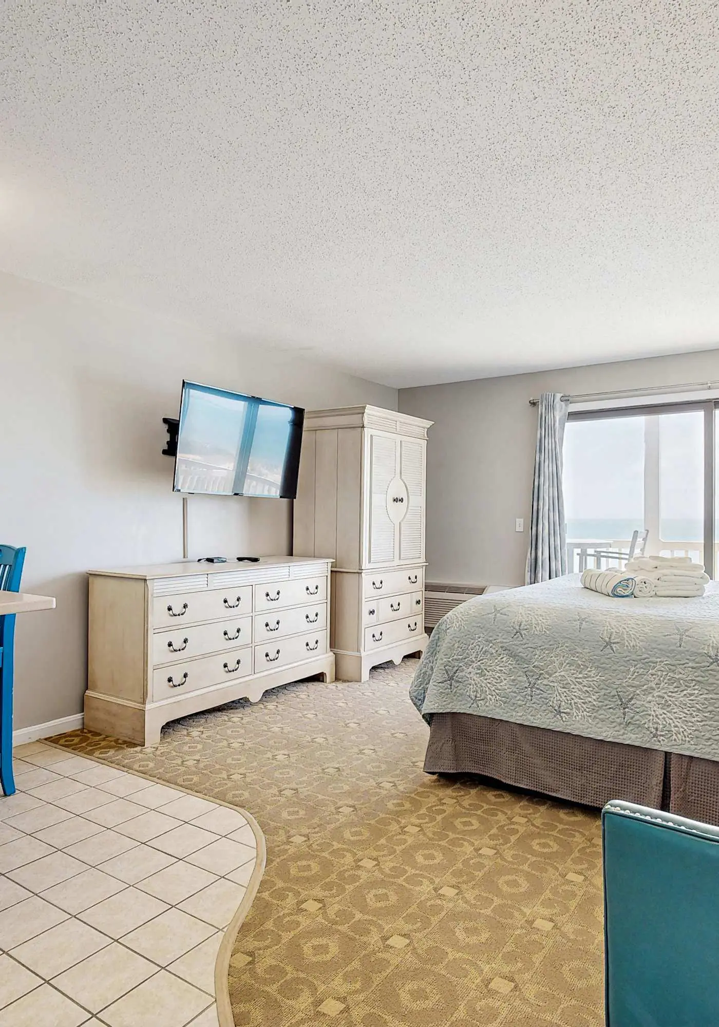 Sandbars Inn #13 - 2nd floor