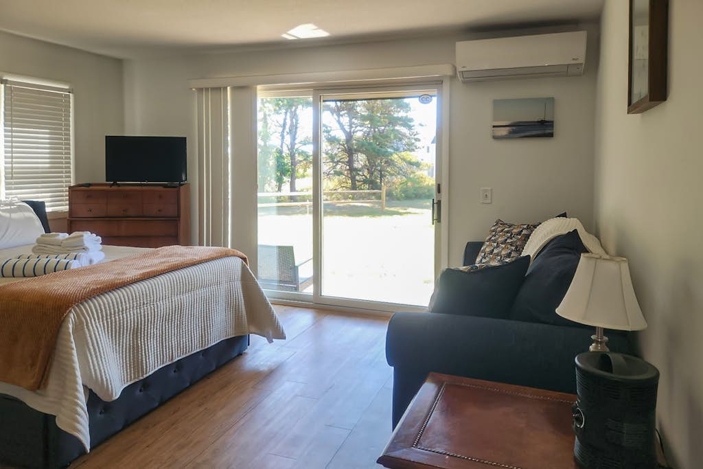 Cozy, Ground-Floor Getaway w/ Free WiFi, a Kitchen, Shared Pool, & Private Patio