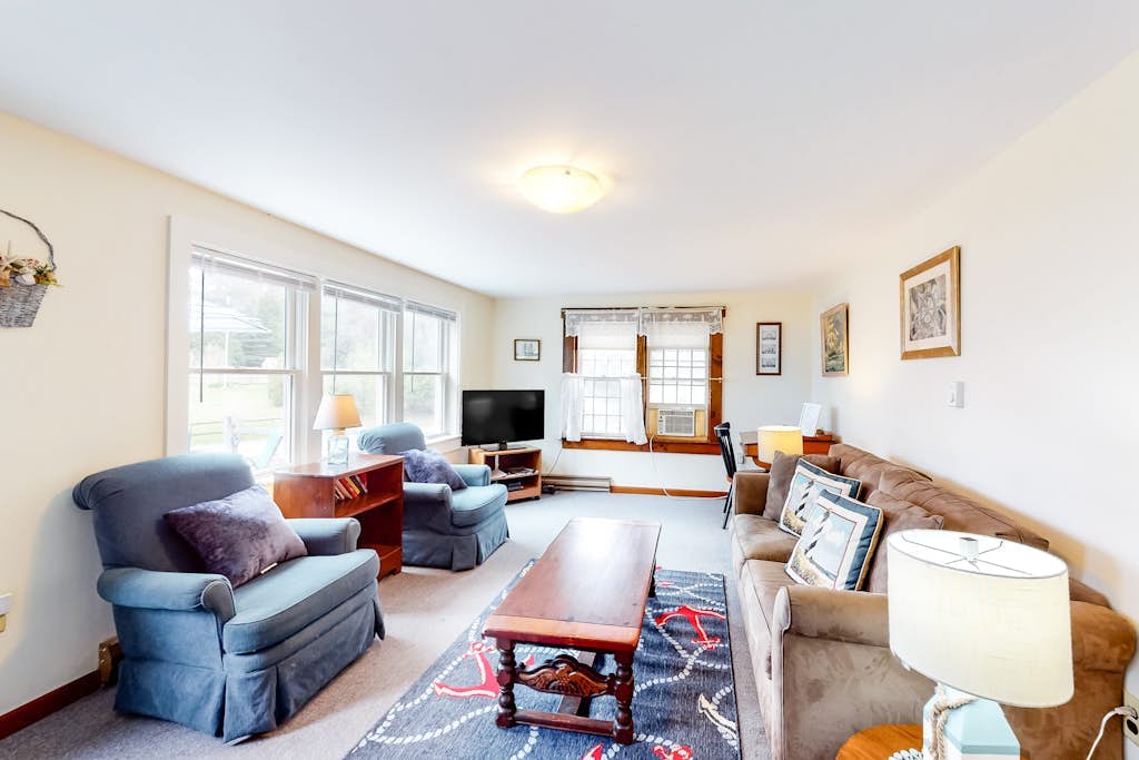 Charming home within walking distance to Nauset Beach and National Seashore