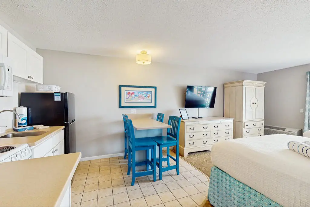 Sandbars Inn #5