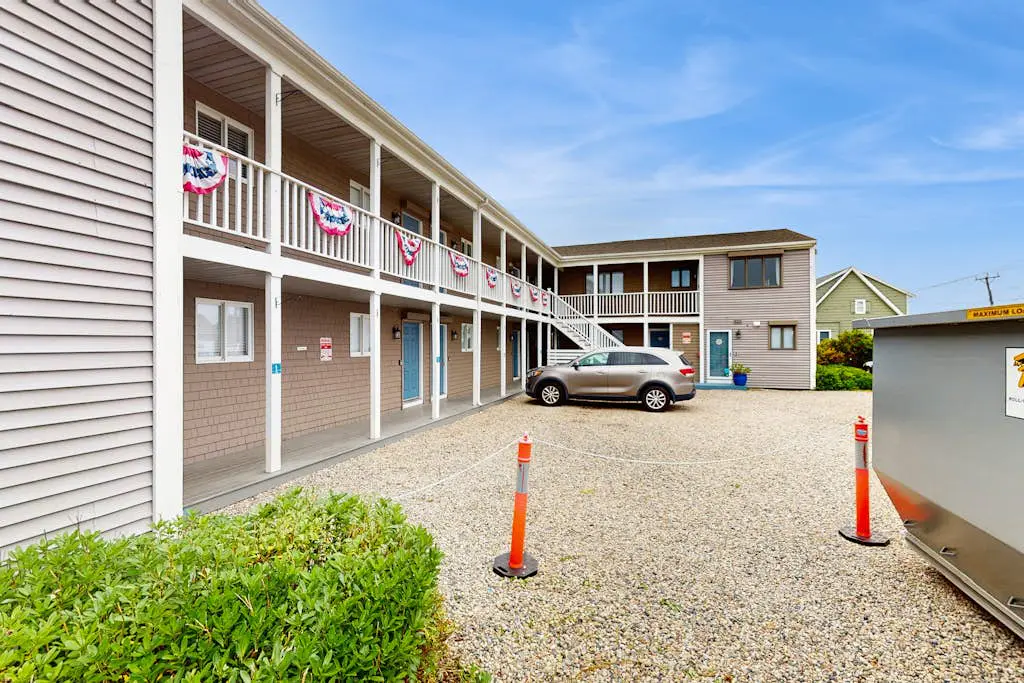 Sandbars Inn #5