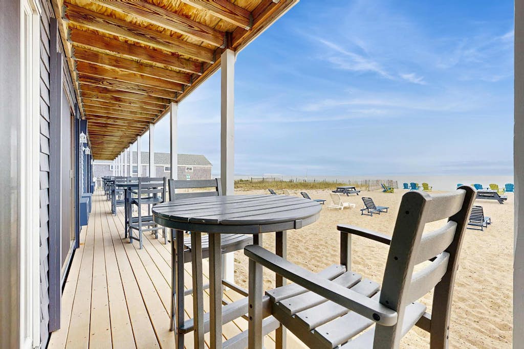 Oceanfront coastal escape at Sandbars with serene views, AC