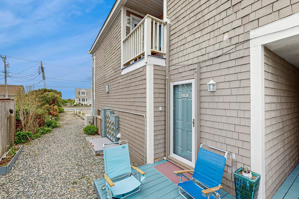 Sandbars Inn #10 - 2nd floor
