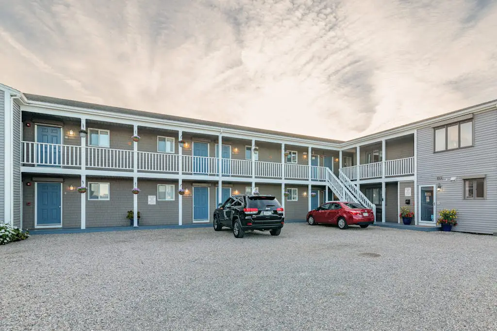 Sandbars Inn #10 - 2nd floor