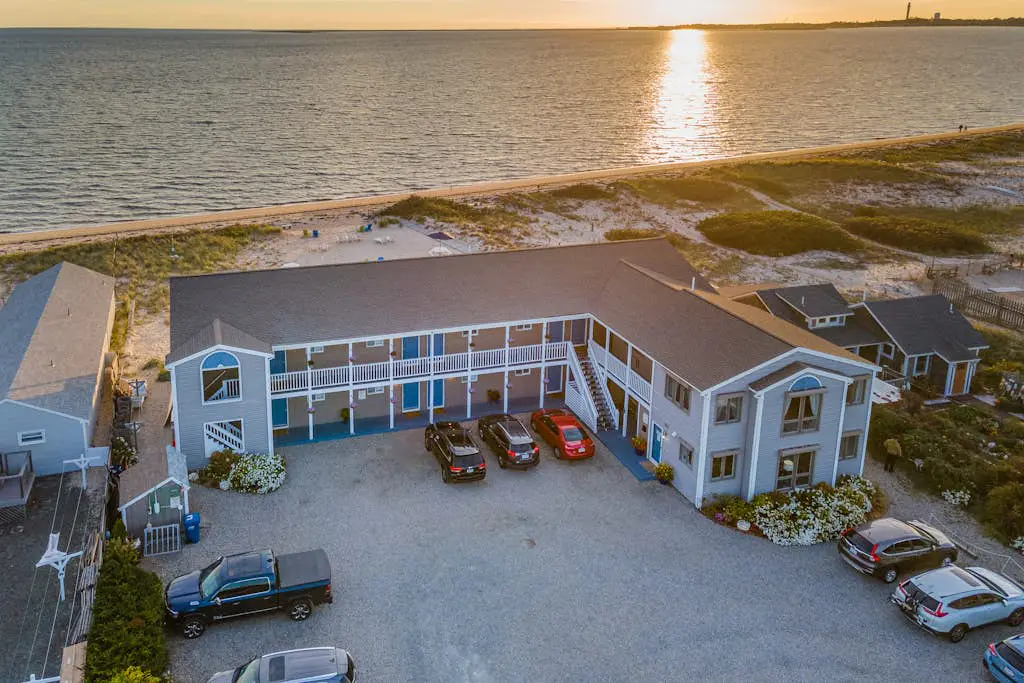 Sandbars Inn #10 - 2nd floor