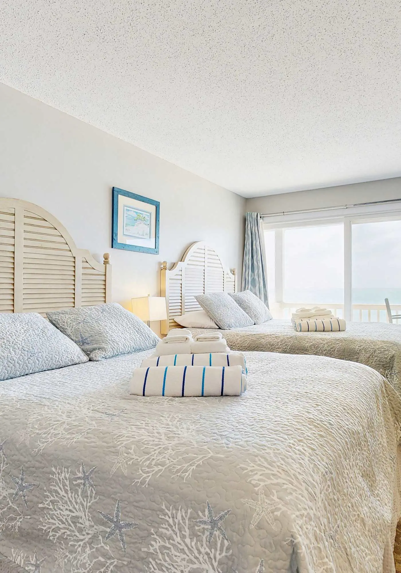 Sandbars Inn #10 - 2nd floor