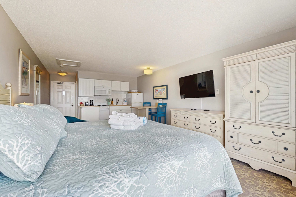 Sandbars Inn #11 - 2nd floor