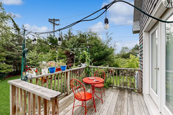 Spacious home in central location with beautiful patio, pool table, W/D, & AC