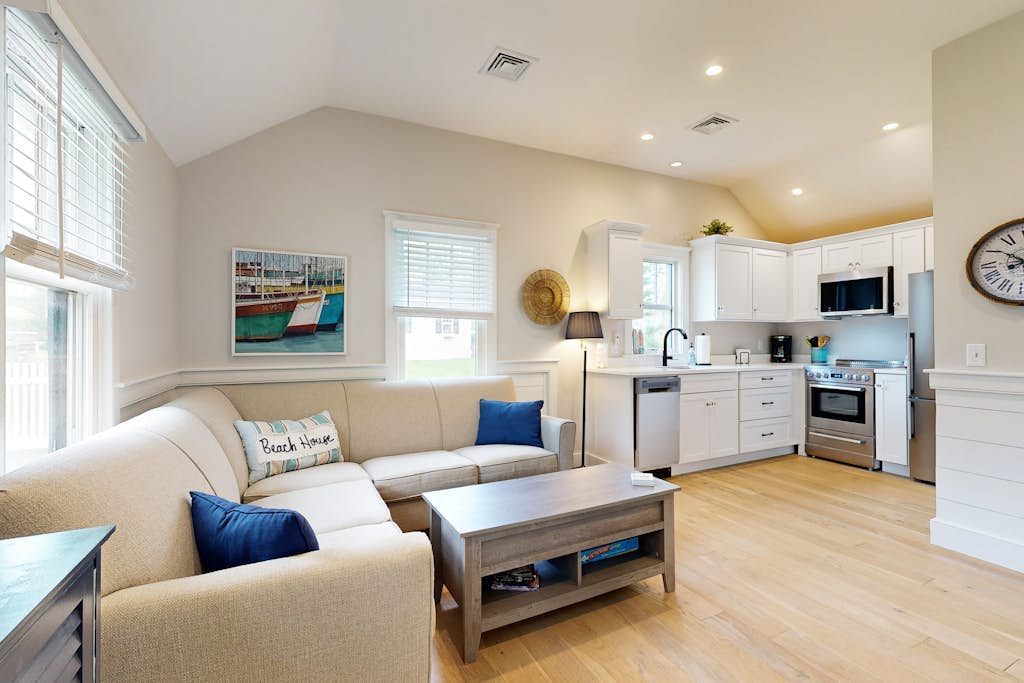 Beautifully remodeled cottage near the beach with central AC, gas grill & lawn