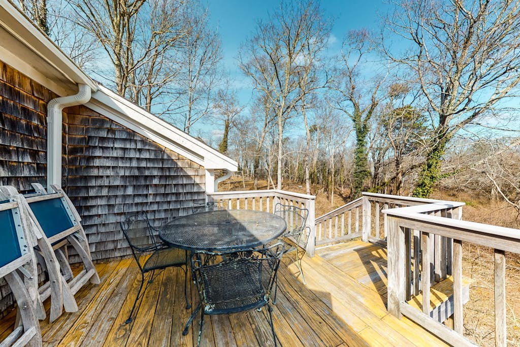 Stylish Orleans home with spacious deck - near bay & ocean beach