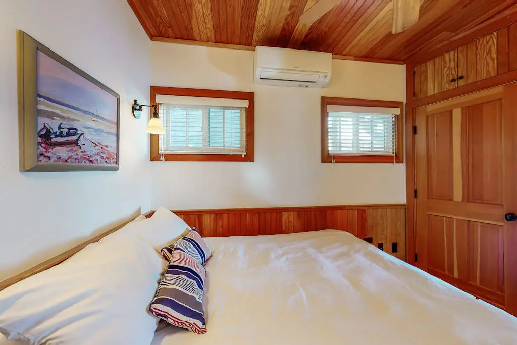 Commercial Street Retreat