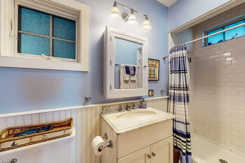 Commercial Street Retreat
