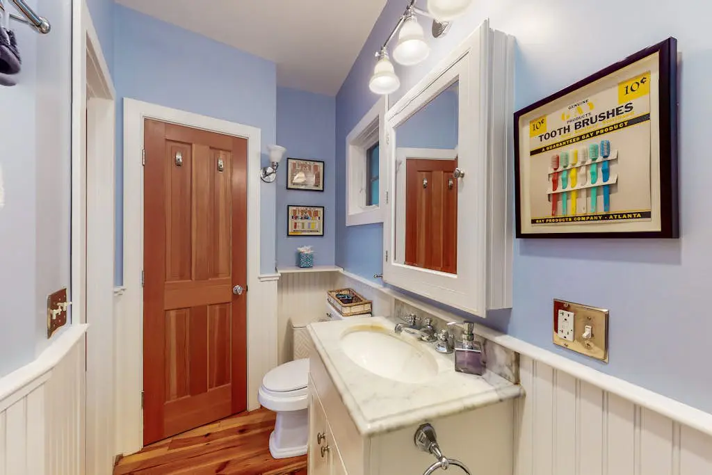 Commercial Street Retreat