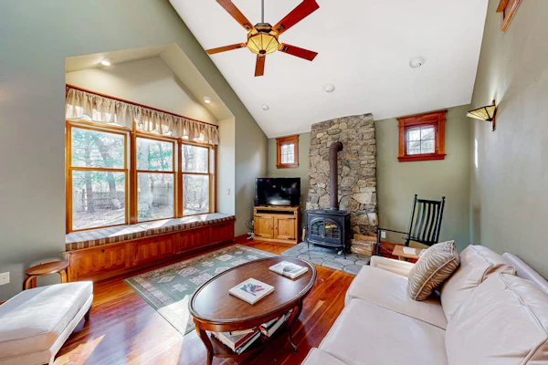 Spacious home near the ferry & downtown with enclosed yard, games, & W/D