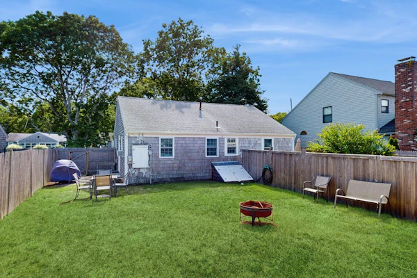Charming updated bungalow with firepit, WiFi, & dog-friendly, near beach