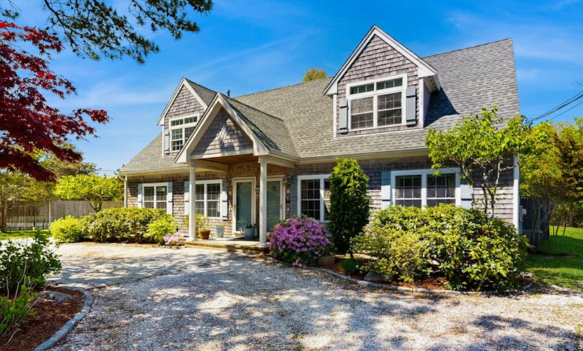 Two family dog friendly cottages: close to beach & town