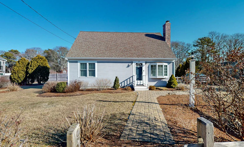 Classic home with deck, patio & yard - walk to Cockle Cove & Forest Beaches