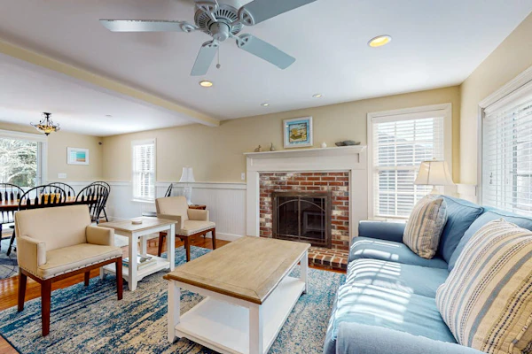Classic home with deck, patio & yard - walk to Cockle Cove & Forest Beaches