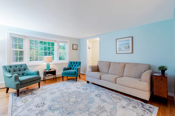 Cape Charmer | Walk to Market, Golf & Eateries | New Kitchen & Big Backyard