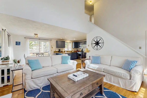 Cozy cottage w/ game room & yard: close to beaches & entertainment