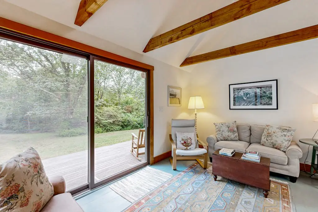 Chilmark Guest House