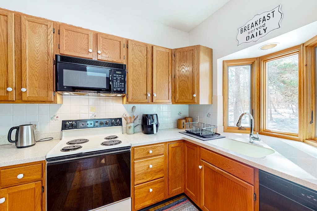 Private location, Gas Grill, A/C, Wi-Fi, Washer/Dryer