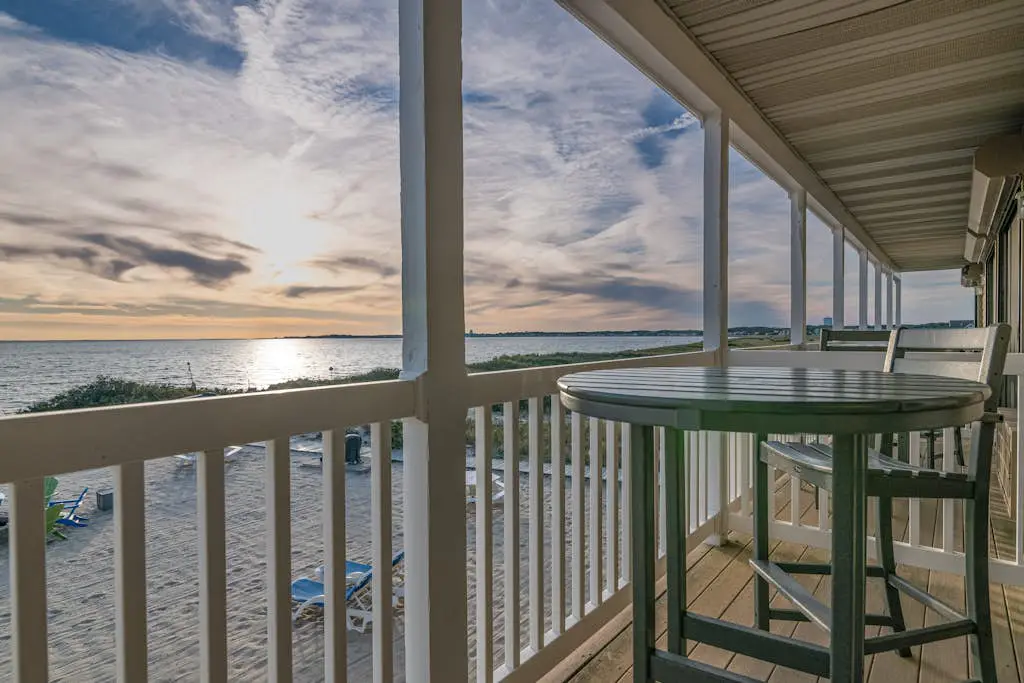 Sandbars Inn #14 - 2nd floor