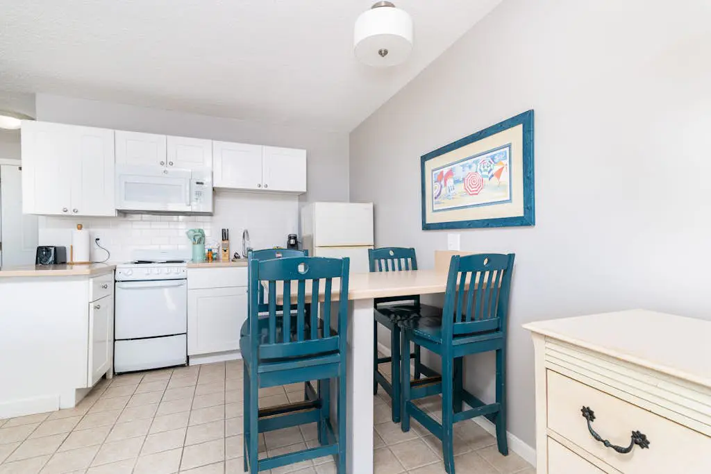 Sandbars Inn #14 - 2nd floor