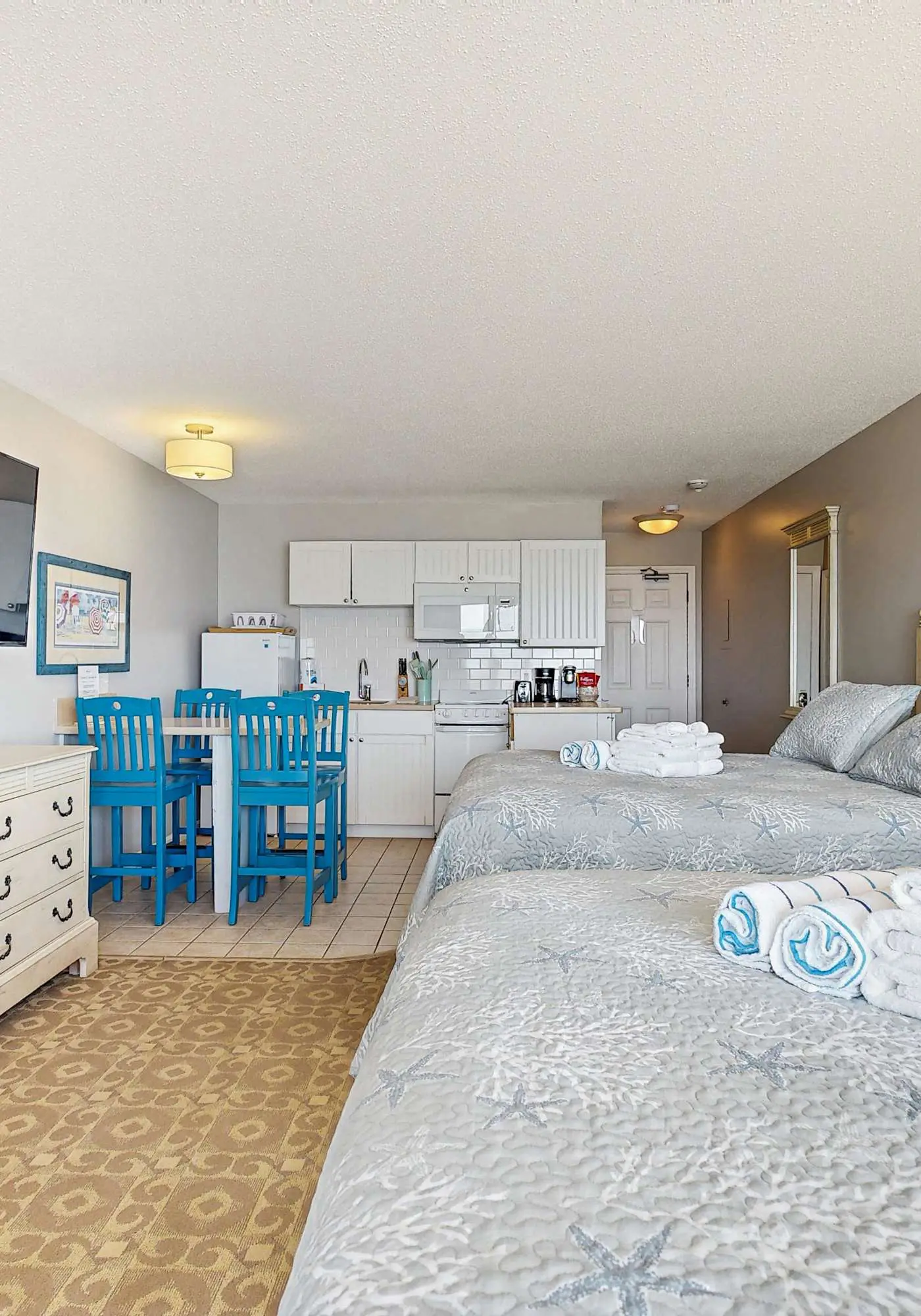 Sandbars Inn #14 - 2nd floor