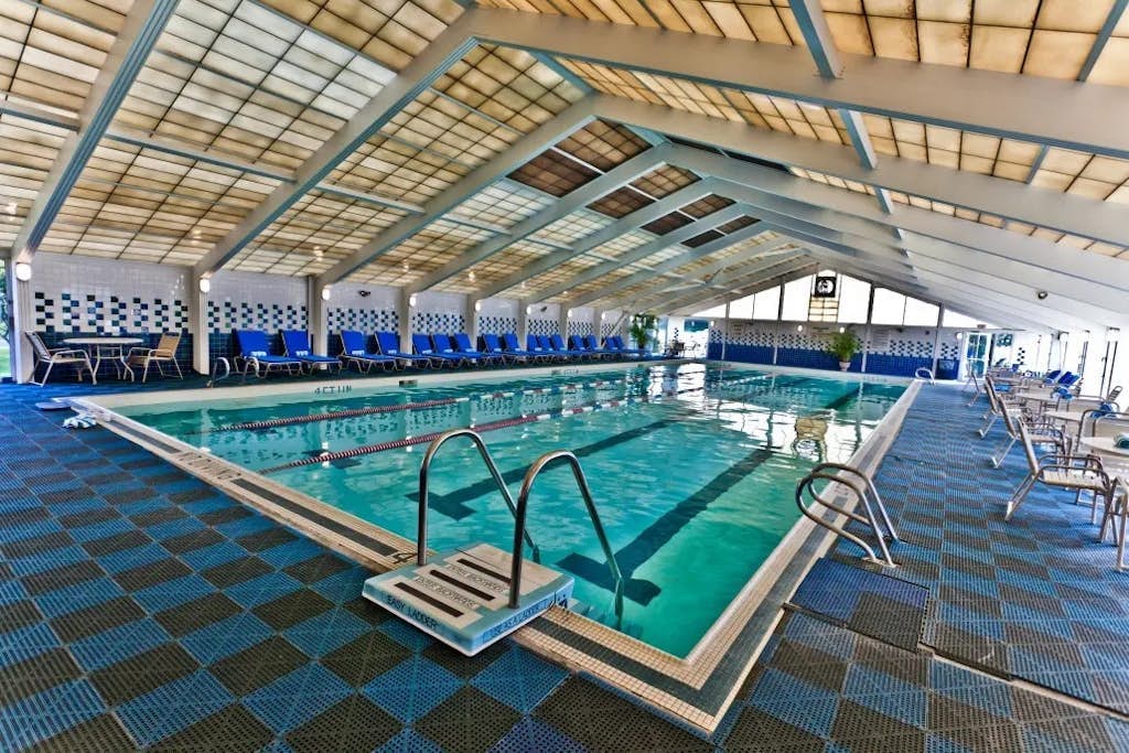 Relaxing fairway escape with resort pools, club access, & steps to Arbor Pool