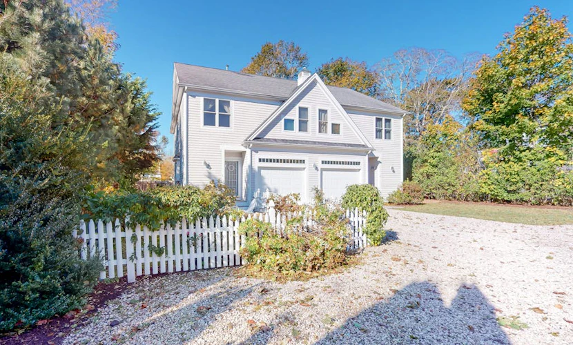 Modern getaway with central AC, home office, patio, WiFi, grill, & private yard
