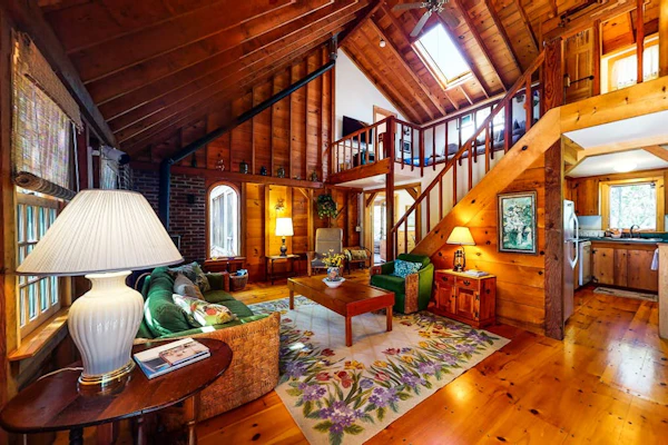 Charming home set on private lot with WiFi, sunroom, W/D, & great location