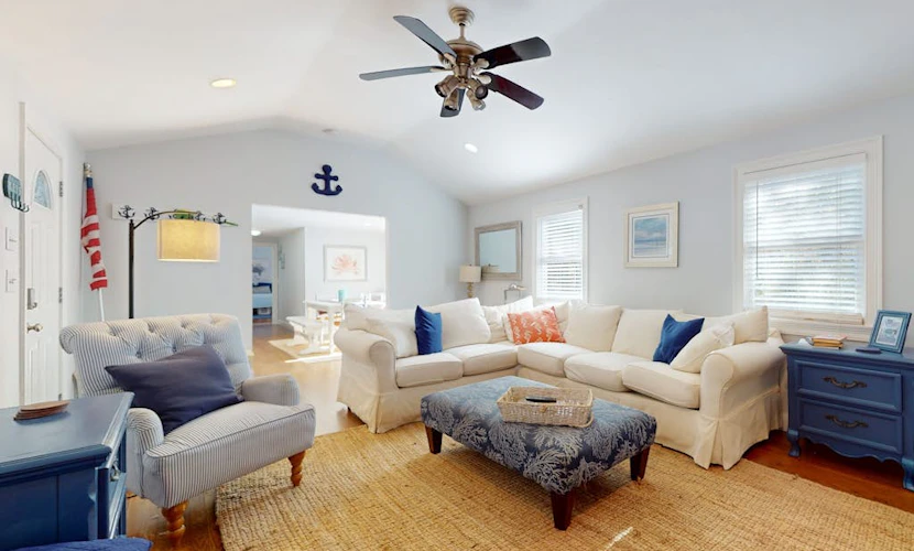 Private Cape house close to the beach with patio, W/D, & AC