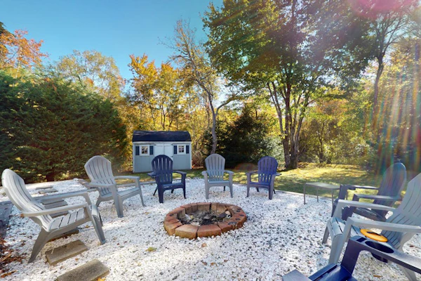 Private Cape house close to the beach with patio, W/D, & AC
